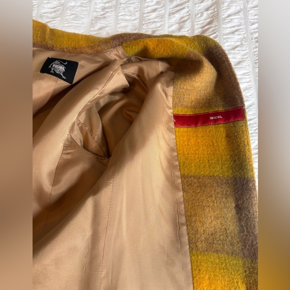 Vintage Plaid Yellow and Brown Women's Coat - Picture 12 of 16